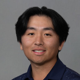 Akira Isayama