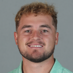 Greyson Leach