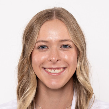 Jenna Hayes