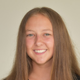 Lilly Houtakker