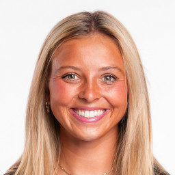 Claire Henson