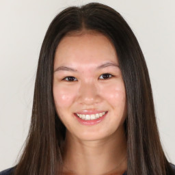 Adeline Truong