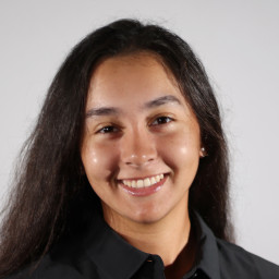 Isabelle Olivas-Lowell