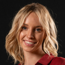 Lauren Huddleston
