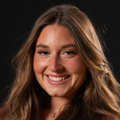 Carmen Kennett