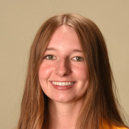 Ellie Barry