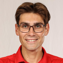 Theodor Naus