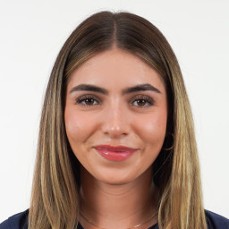 Amber Davalos