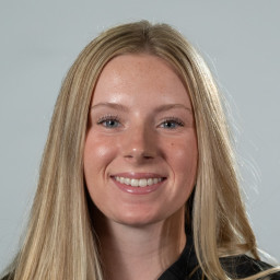 Anna Poulin