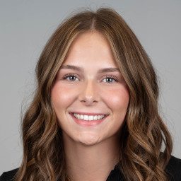 Gracie James