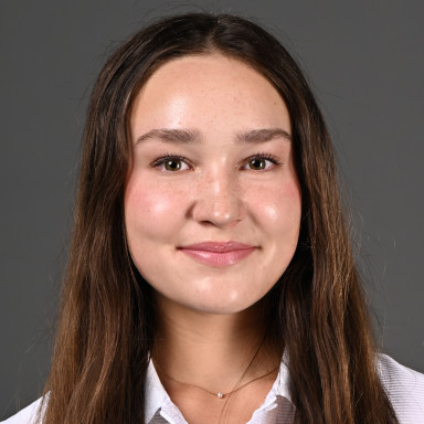 Isabel Brozena