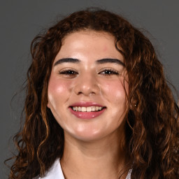 Ivanna Flores