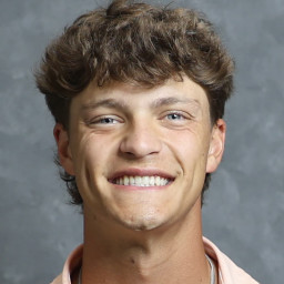 Jaxon Graves