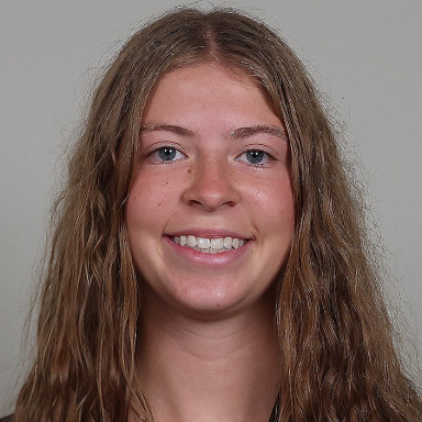 Izzie Van Beck