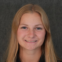 Camryn Hoff