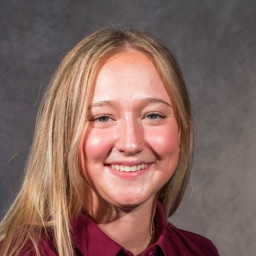Kara Holm