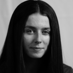 Lauren Bradfield(EQ)