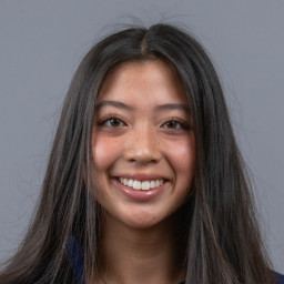 Haley Hoang