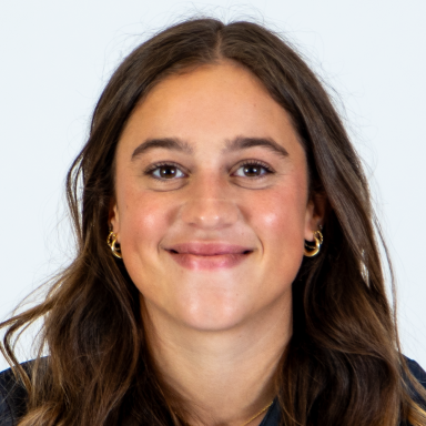 Lilli Downer