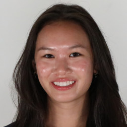 Adeline Truong