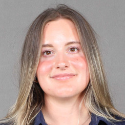 Lola Barnett