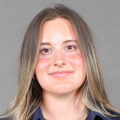 Lola Barnett