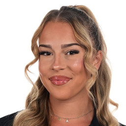 Nina Lesbros