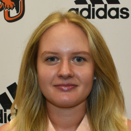 Izabelle Bäckström