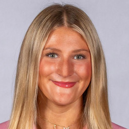 Chloe Woytasczyk